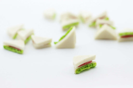 Kjøp 2 miniatyr fimo sandwich klubber - gourmet dekorasjon med fimo pasta