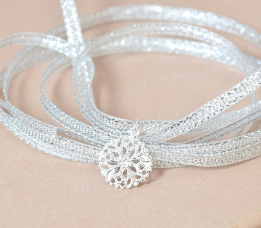 Kjøp 3 mm sølvbånd per 2 meter for å lage smykker eller scrapbooking
